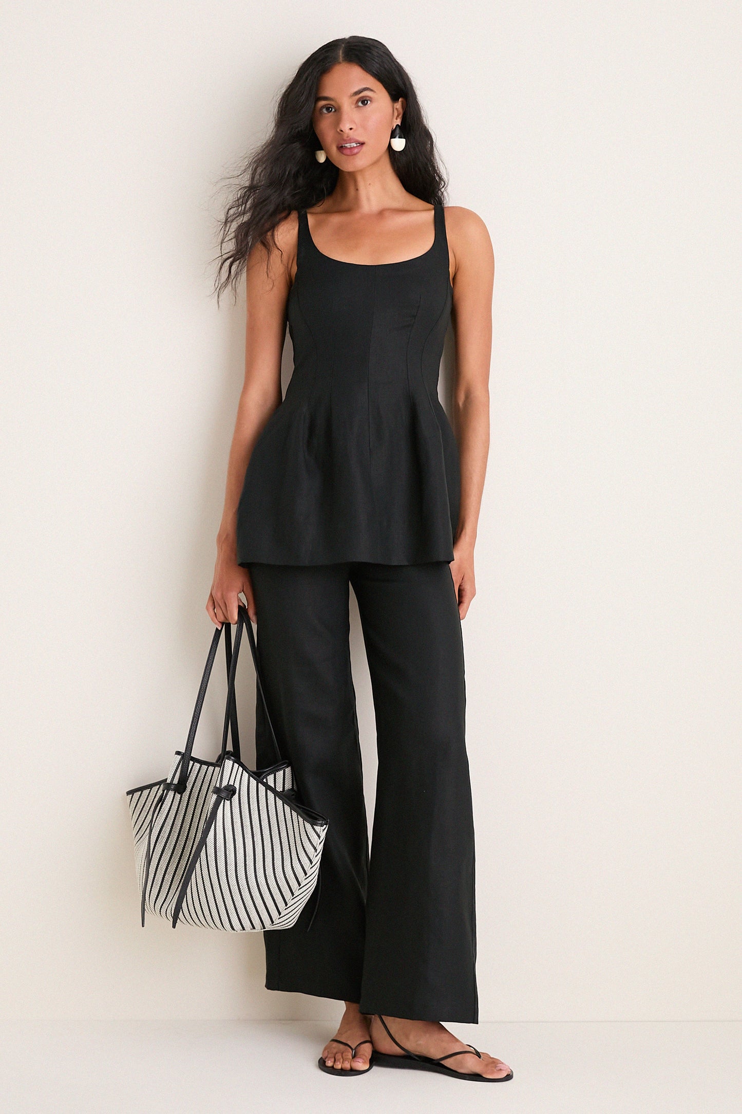Black Syna Top
