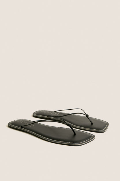 Black Ray Flip Flops