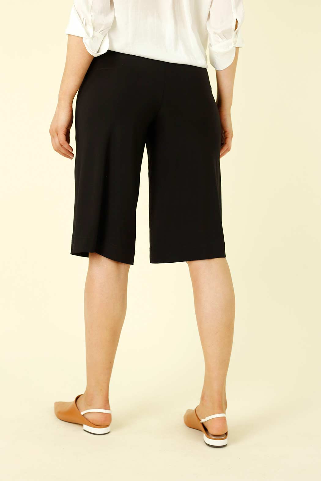Black Classic Wide Short - SALE