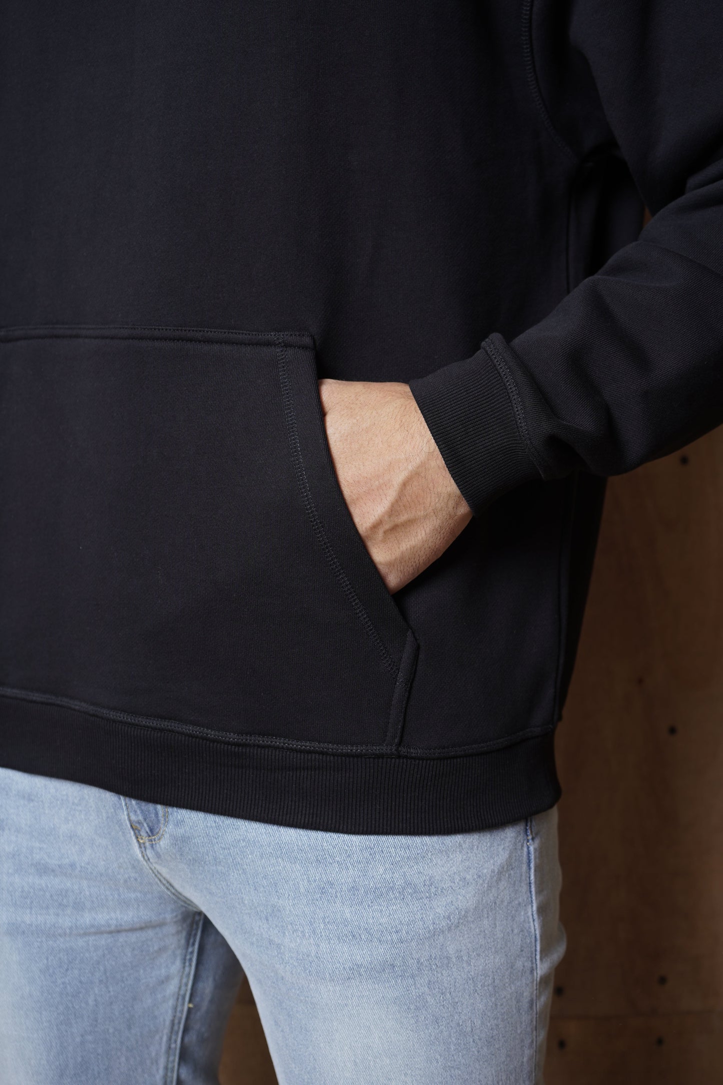 Capo International Hoodie - Black