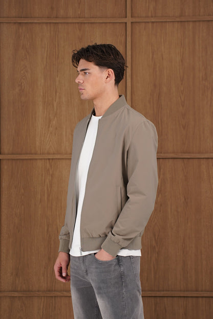 Capo Bomber Jacket - Light Olive